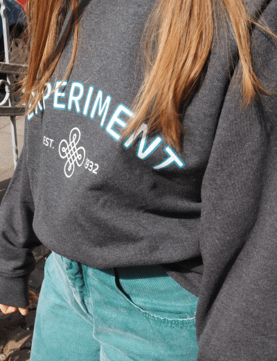 Experiment 1932 Collection - Unisex Sweatshirt in Grau meliert, Schwarz und Dunkelgrau meliert erhältlich