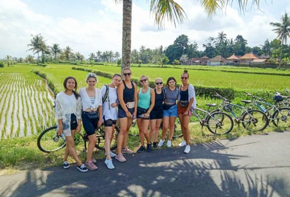 Bali (2)